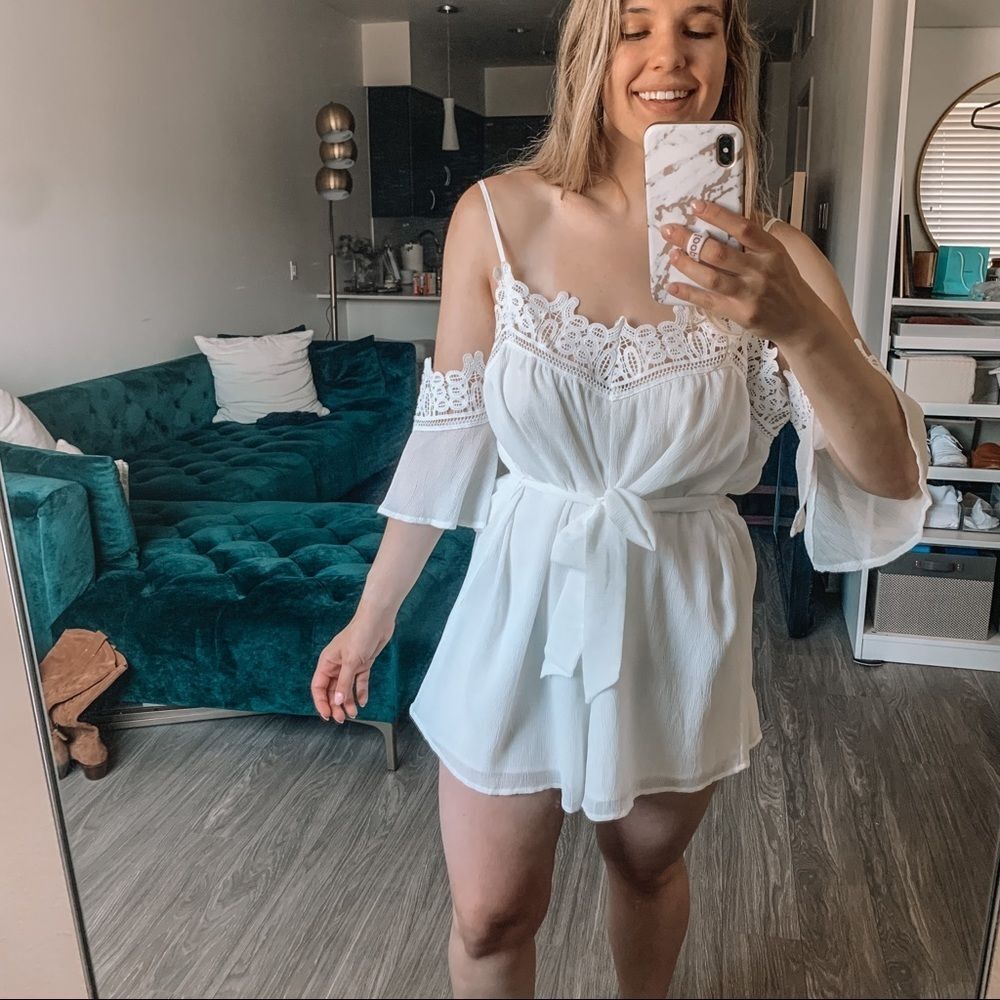 Forever 21 A Peach White Lace Jumpsuit - Picture 4 of 8